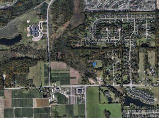 60750 N Pontiac Trl, South Lyon, MI 48178