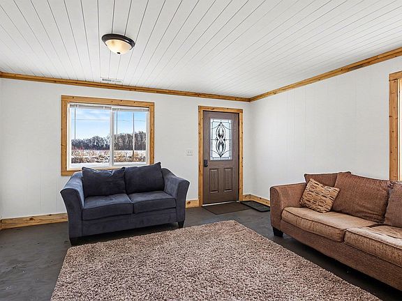 5th image of 4223 Quanicassee Rd