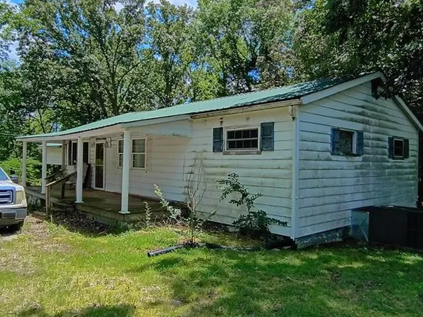 575 Post Oak Rd, Camden, TN 38320