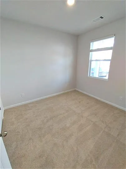 302 Carr Ln — Photo 8