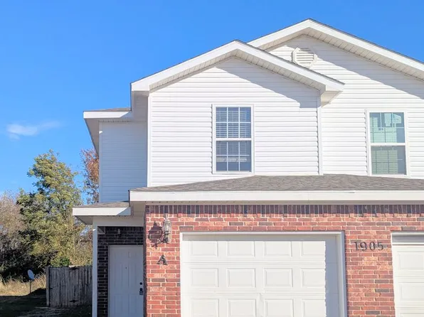 1905 Azlin Pl, Siloam Springs, AR 72761