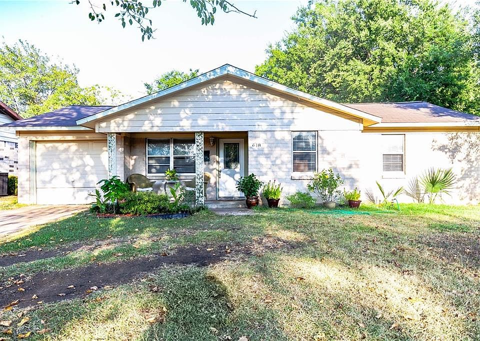 1st image of 618 Johnson Dr