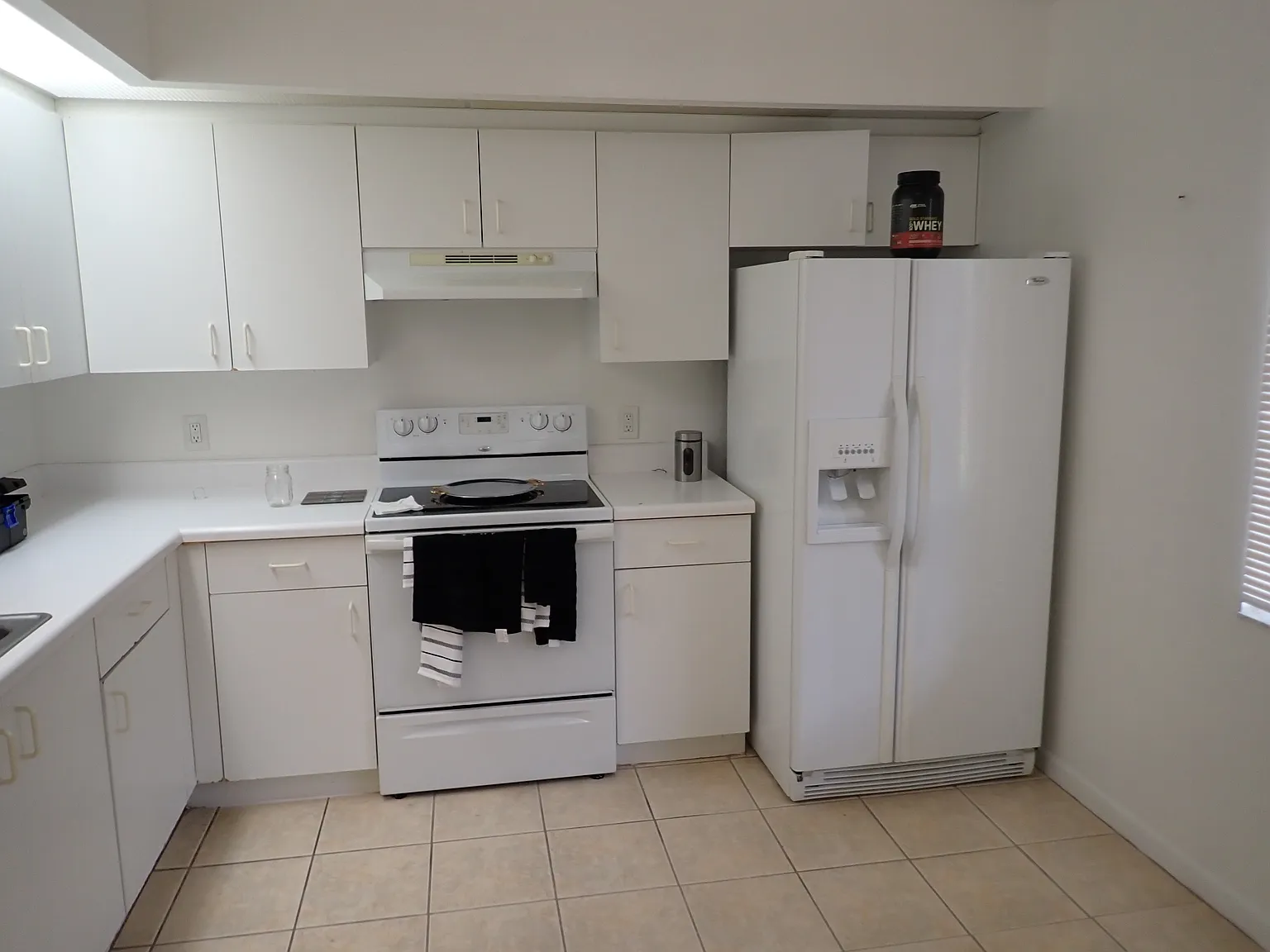 1 bed, 1.5 bath, 960 sqft, $1,750 — Photo 4
