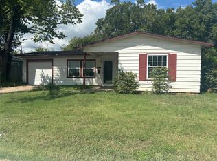 1011 Hensley St, Arlington, TX 76010