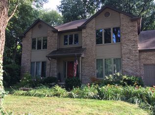 26700 Fields Farm Trl, Elkhart, IN 46514