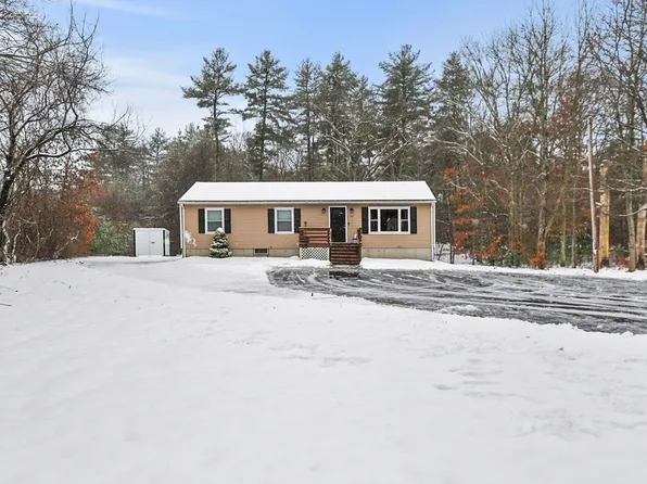 135 Bedford St, Lakeville, MA 02347