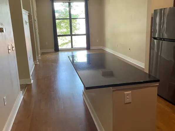 810 W 4th St Unit 308, Winston Salem, NC 27101