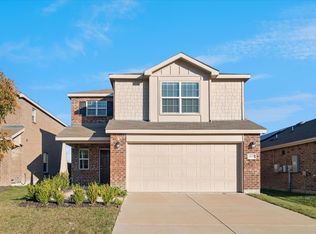 1605 Petrolia Dr, Forney, TX 75126