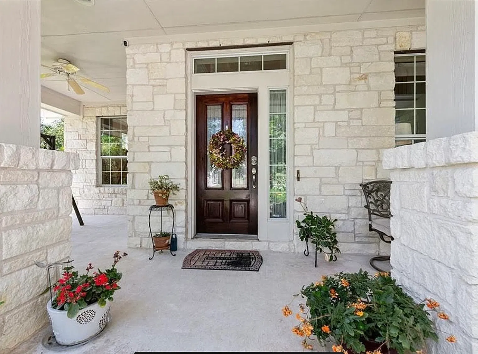 5 bed, 3.5 bath, 3910 sqft, $3,800 — Photo 1