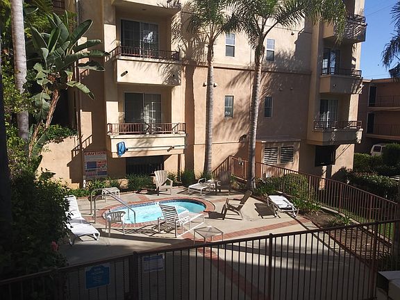3rd image of 11300 Exposition Blvd #404