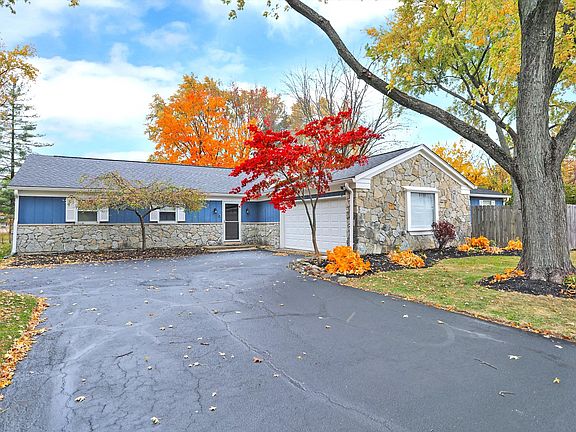 3rd image of 1410 Northbrook Dr