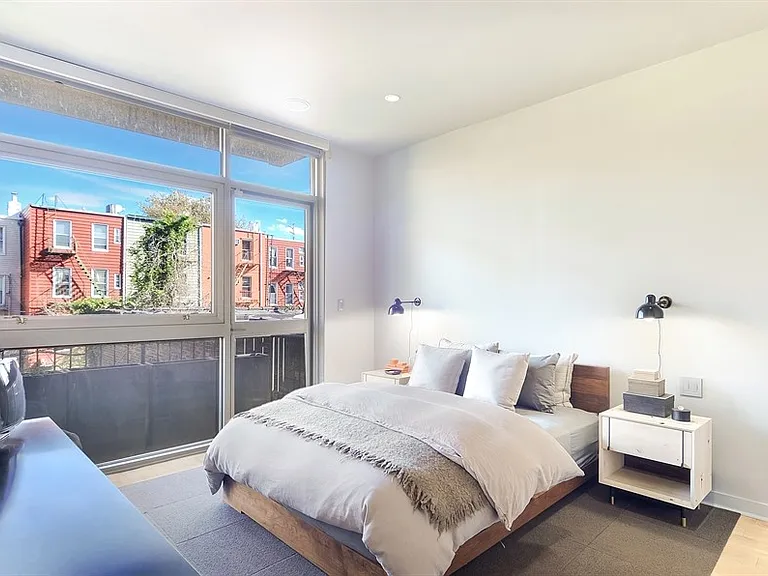 82 Guernsey St #2B — Photo 4