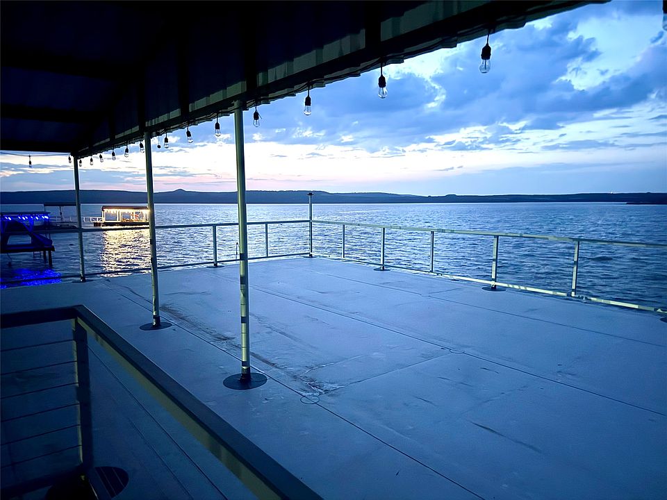 1st image of 935 Longs Camp Rd