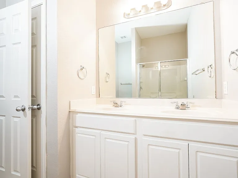 1235 Sweetwater Dr — Photo 12