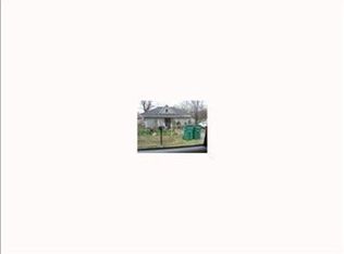 215 W Almond St, Lexington, OK 73051