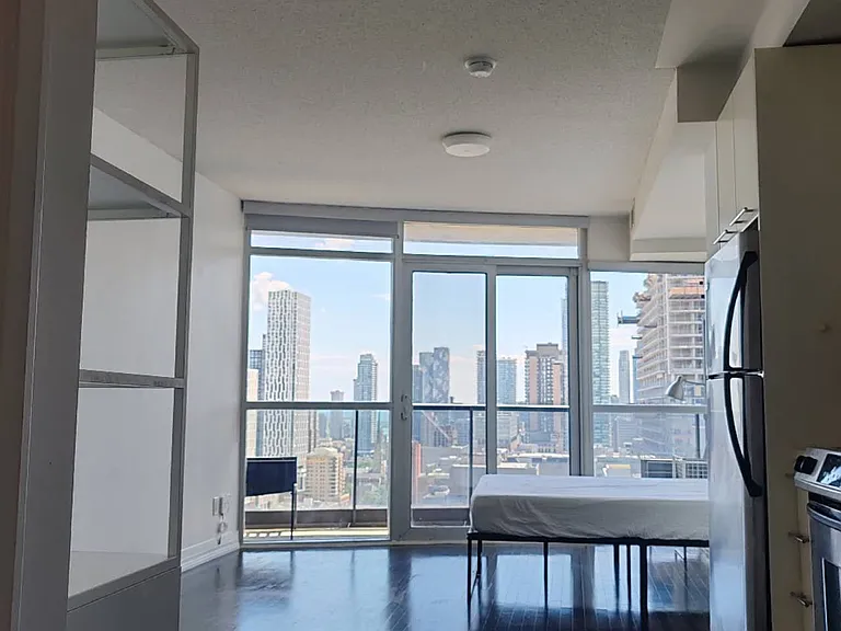21 Carlton St #2508 — Photo 2