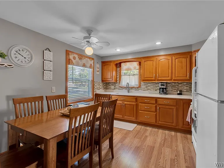 291 Parkhurst Blvd — Photo 12