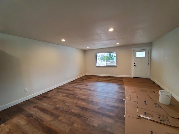 3rd image of 4509 N Keller Ln