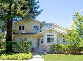 606 Deerfield Ln, Petaluma, CA