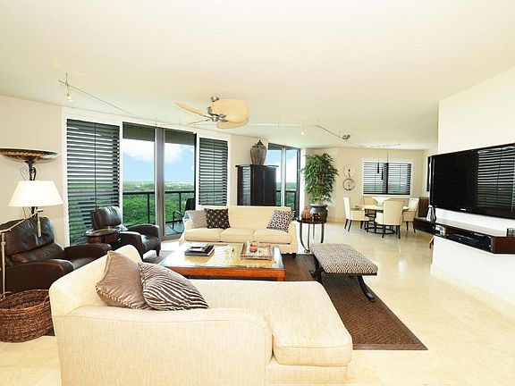 Home For Sale In The Landmark