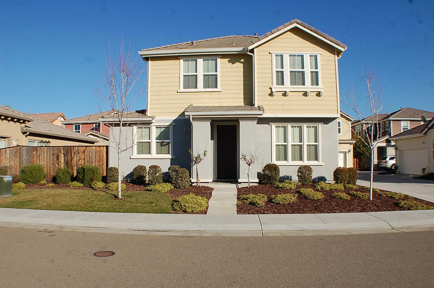 9385 Vintner Cir photo 1