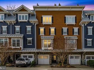 4734 Cross St, Philadelphia, PA 19128