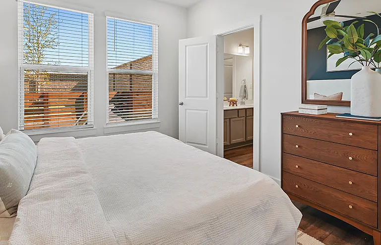 Canvas at Grand Prairie Townhomes — Photo 15