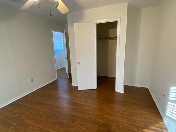 4th image of 307 E Burleson St APT C