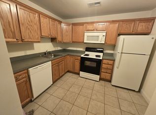 125 Main St #403A, East Haven, CT 06512