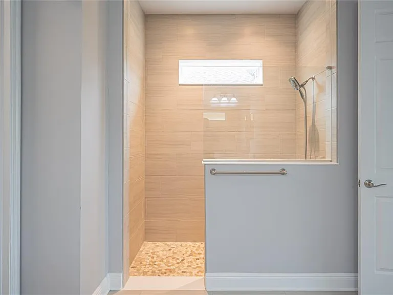 6312 Waves End Pl — Photo 13
