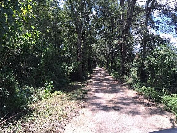 4th image of Archie Wallace Rd