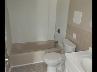 72 Colonel Bell Dr APT 53, Brockton, MA 02301
