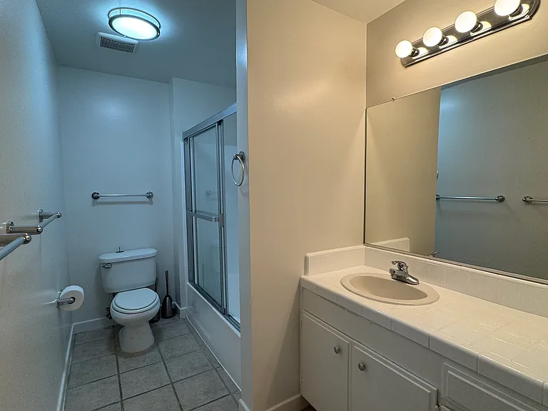 14 N Fair Oaks Ave #300 — Photo 7
