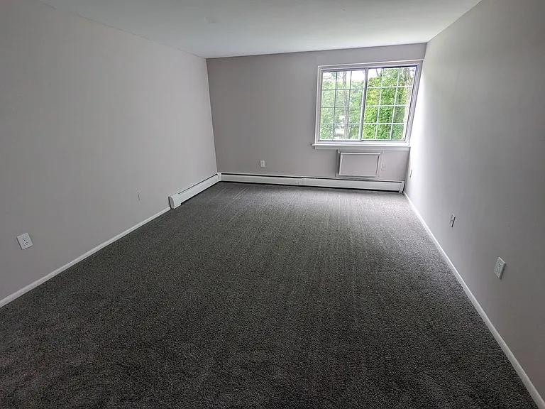 Eastwood Terrace — Photo 23