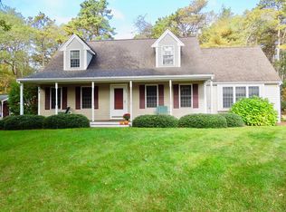 565 Ship Pond Rd, Plymouth, MA 02360
