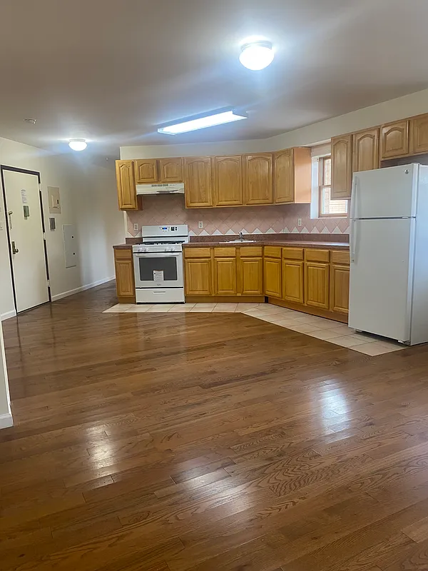 1645 Ralph Avenue 2M