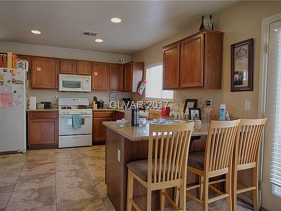 3rd image of 5265 Los Pinos St