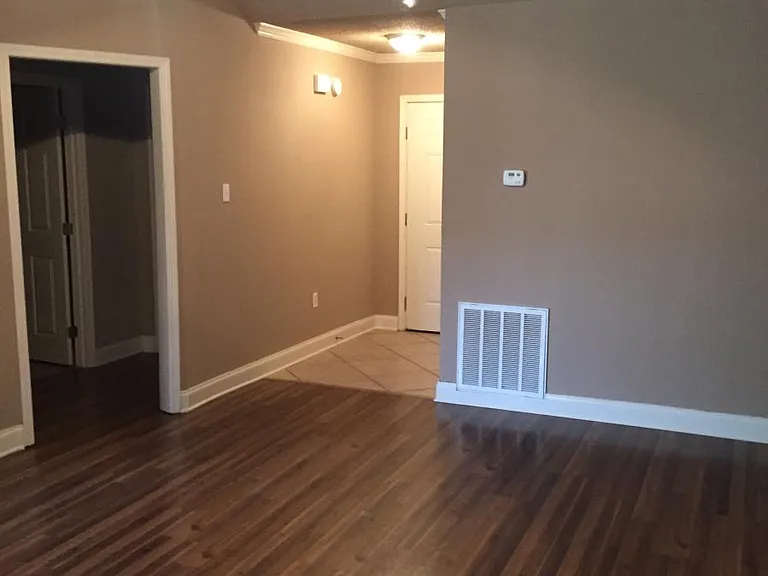 802 Huntwyck Cir — Photo 8