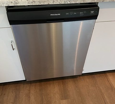 Dishwasher, a few months old