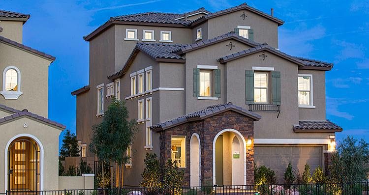 Woodside Homes - Niagara Plan - Model Home