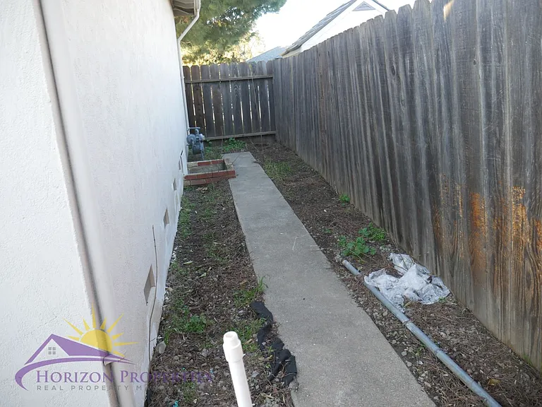 804 Placer Dr — Photo 22