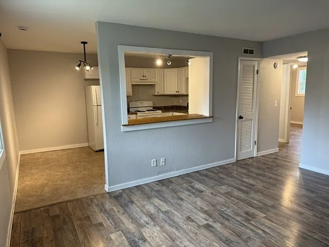 919 Mulberry St #225 — Photo 3