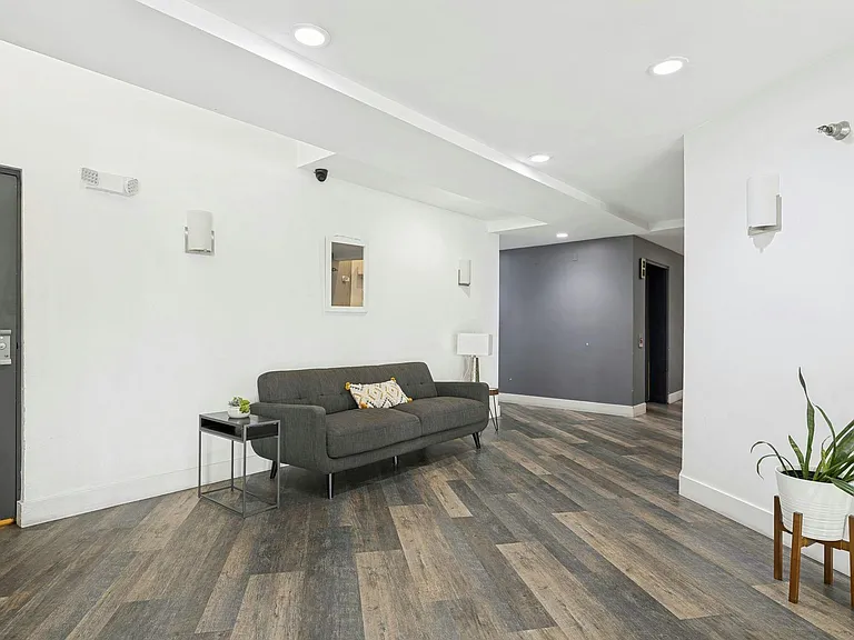 200 Paterson Plank Rd #401 — Photo 31