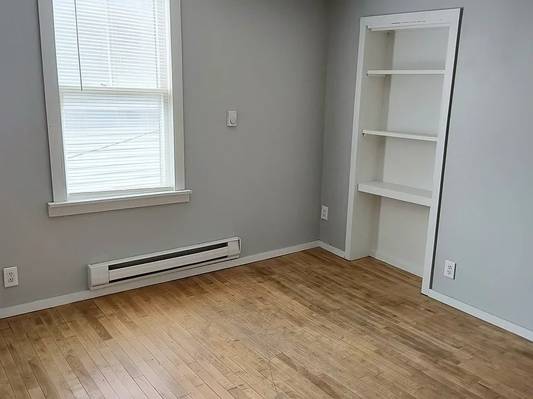 16 North St #1B — Photo 1