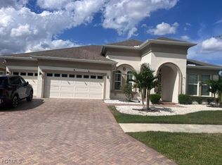 7121 Hatpin Loop, Wesley Chapel, FL 33545