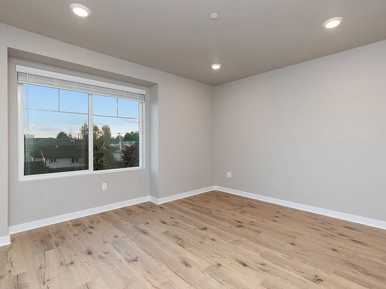 15423 Admiralty Way #B7 — Photo 26