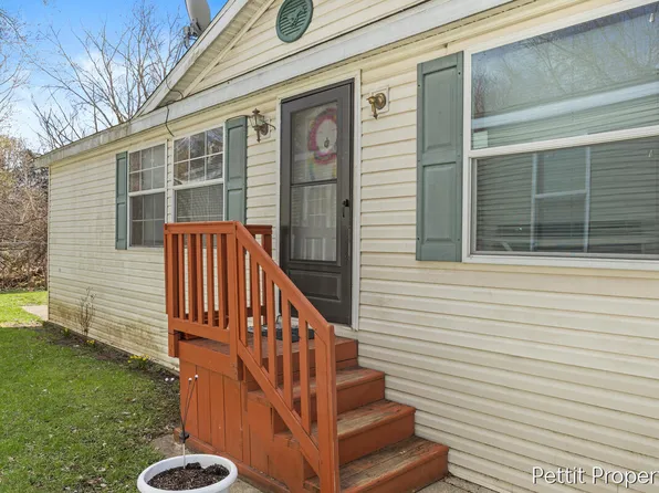 7062 Independence Ln SW, Grand Rapids, MI 49548
