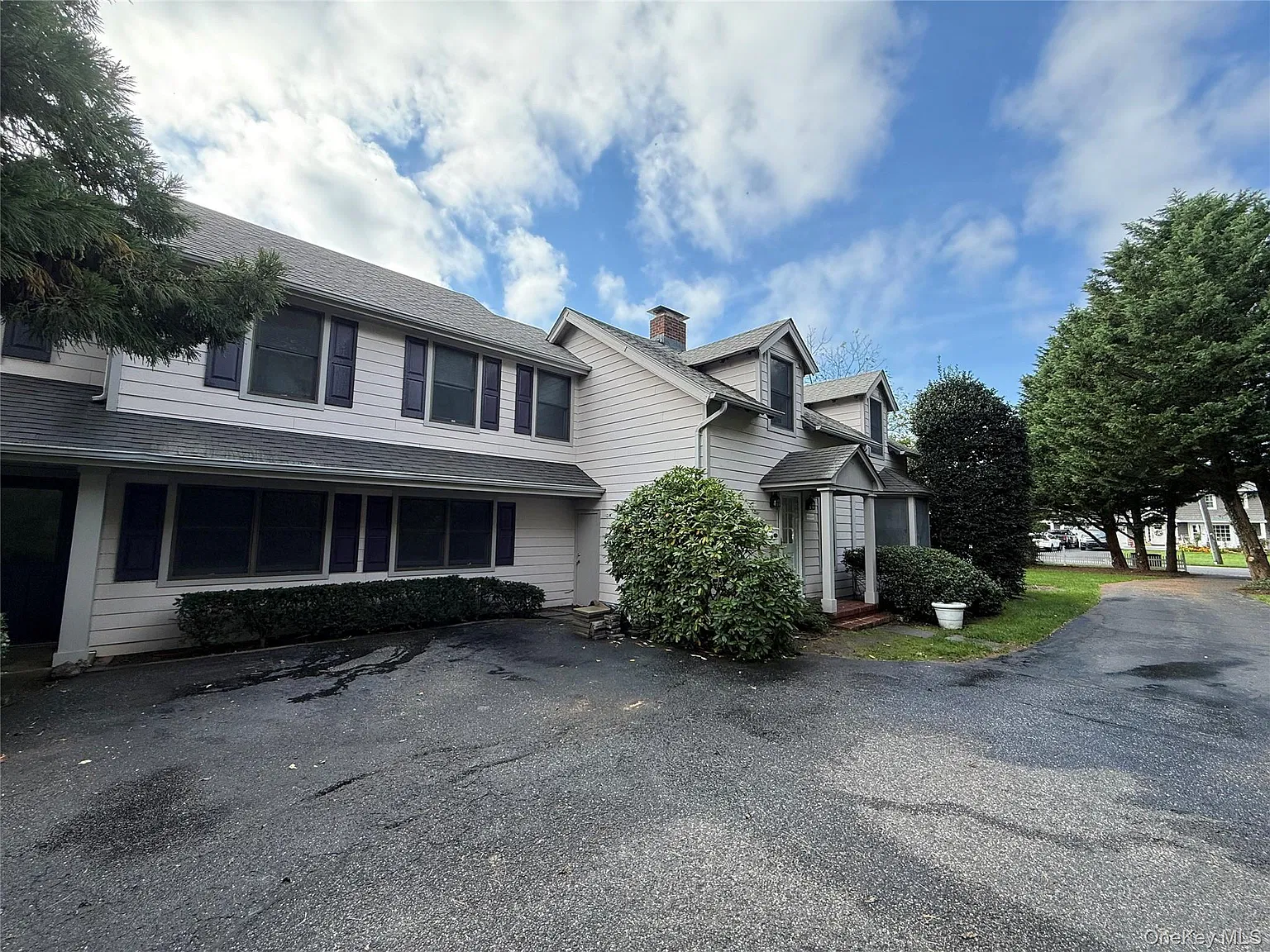 4 bed, 2.5 bath, 1731 sqft, $5,500 — Photo 3