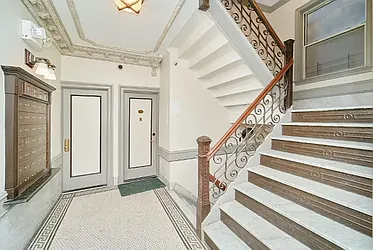 Rented by Living New York