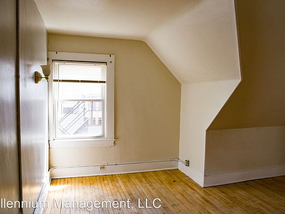 2nd image of 1107 4th St SE #8363438